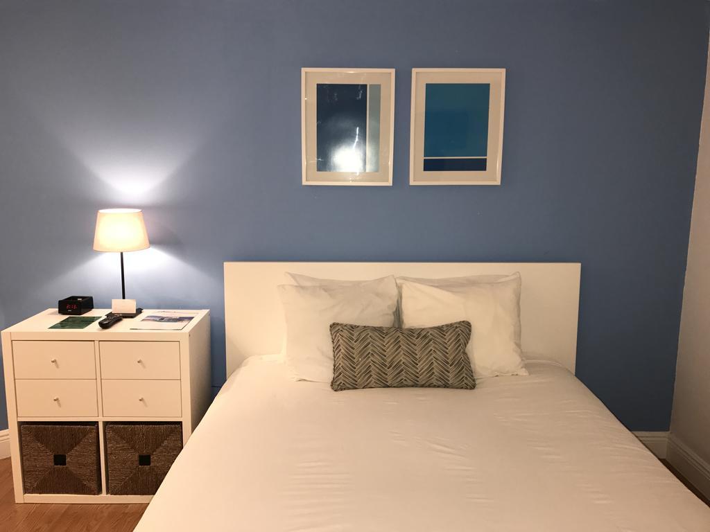 By Design Suites Apartment *