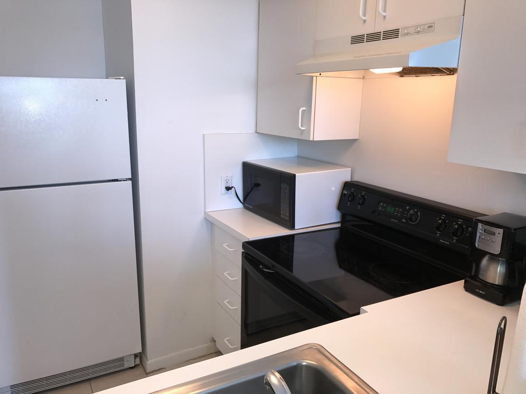 By Design Suites Apartment *