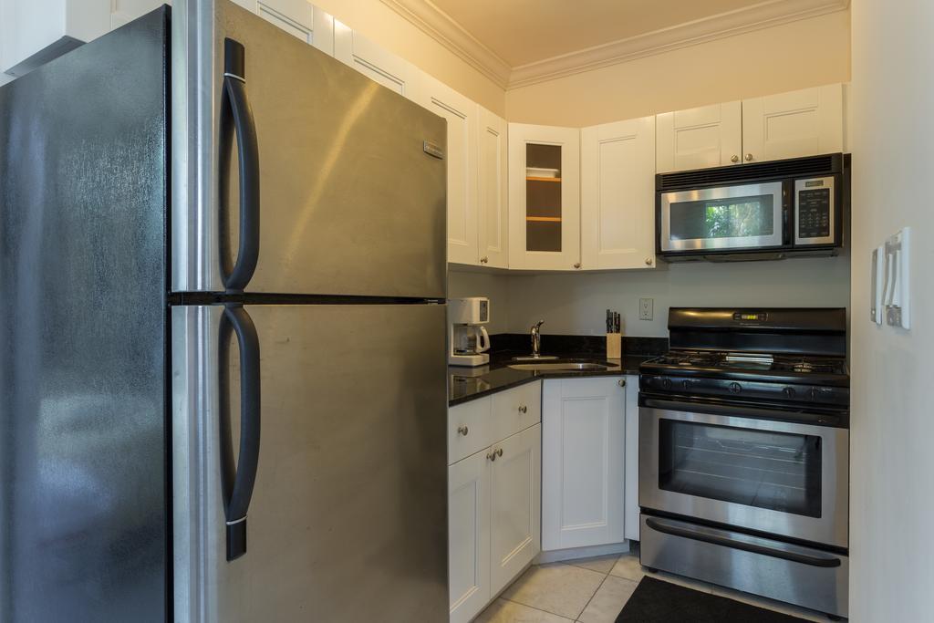 Holiday On Lincoln Road Apartment