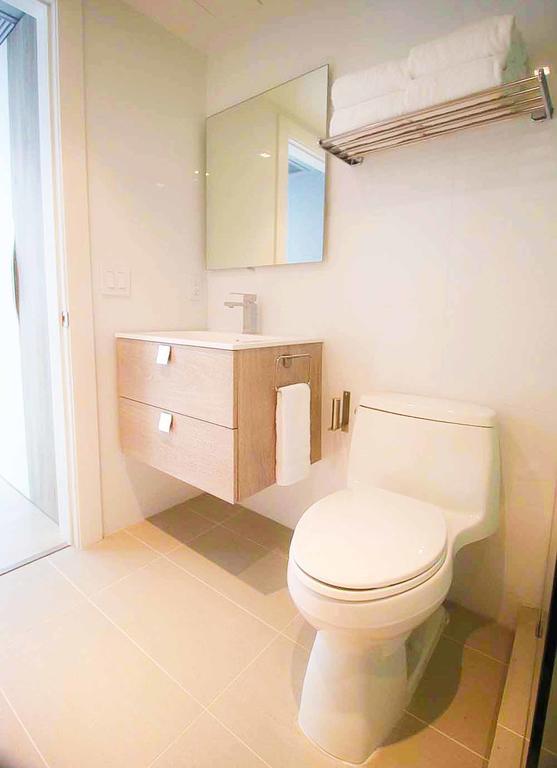 Boutique 1215 West Avenue Apartment *