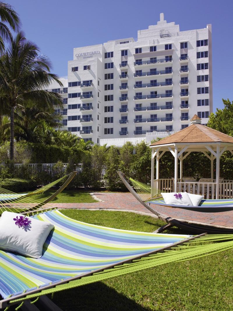 Cadillac & Club, Autograph Collection Hotel 4*