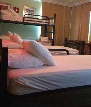 Hotel Clifton South Beach 3*