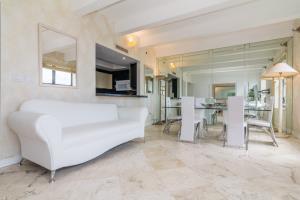 The Netherland Aparthotel 4*