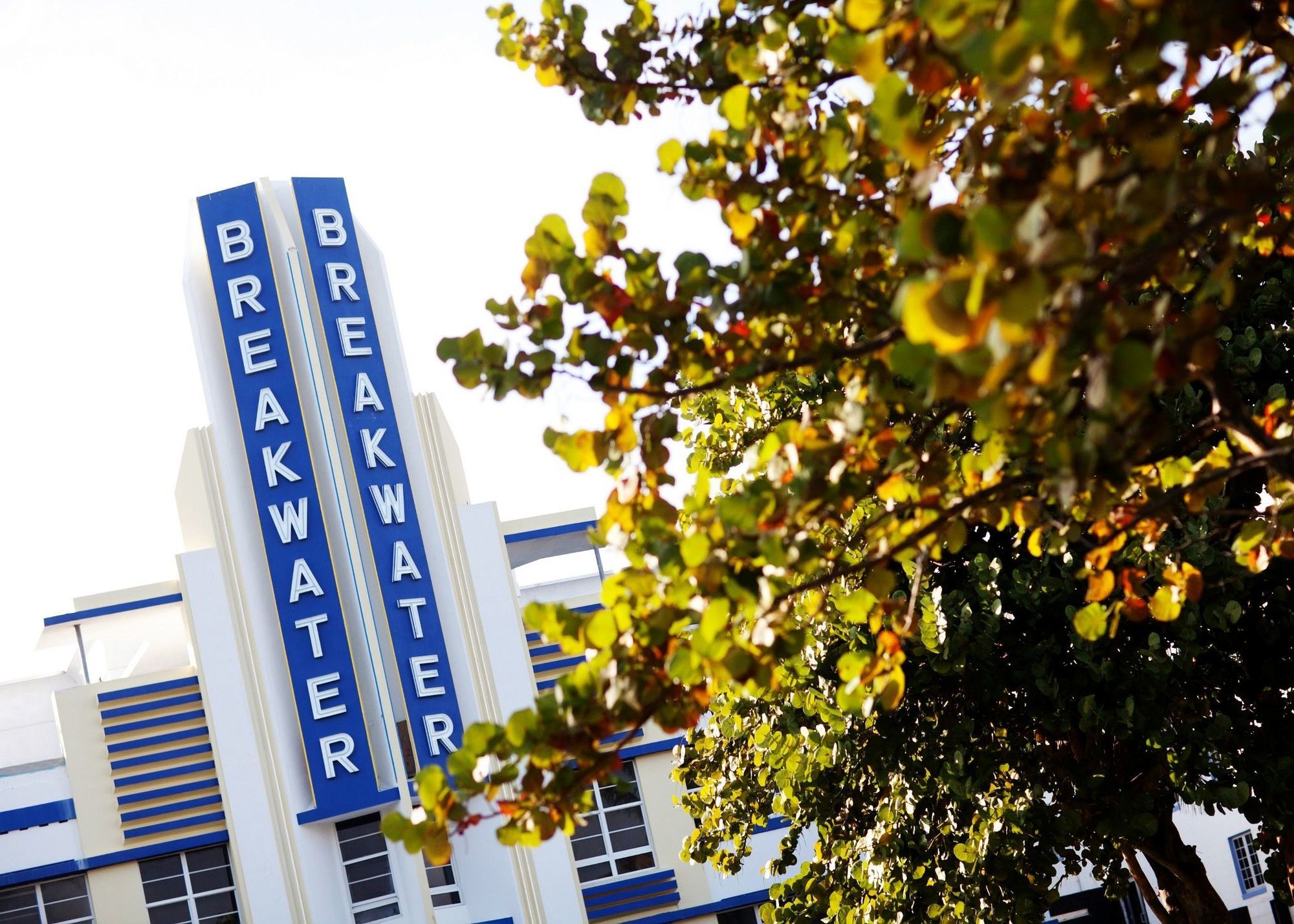 Hotel Breakwater South Miami Beach