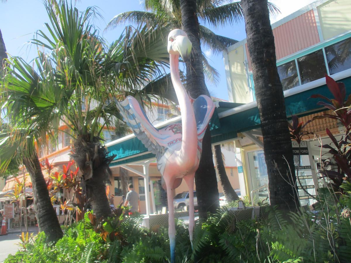 First On Lincoln * Miami Beach