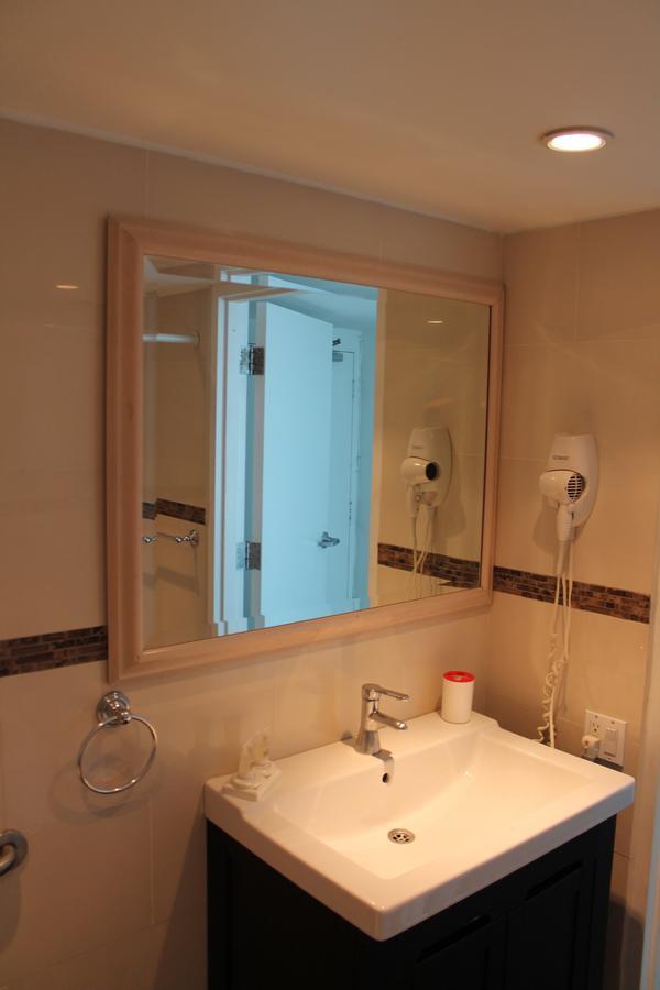 Aparthotel Miami Vice Suites *