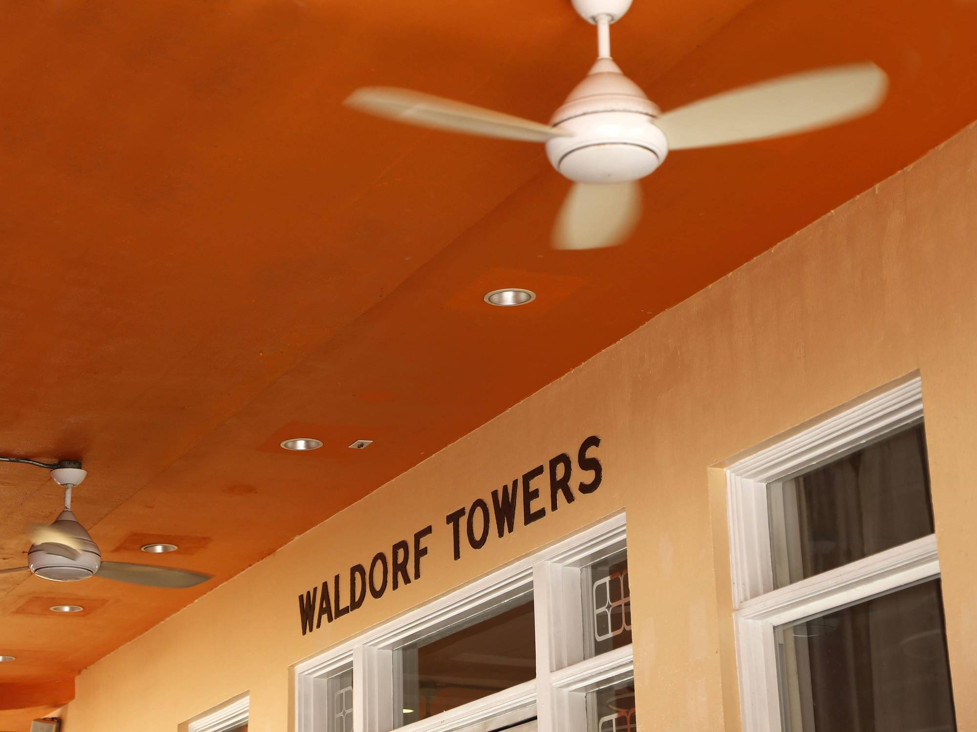 Waldorf Towers South