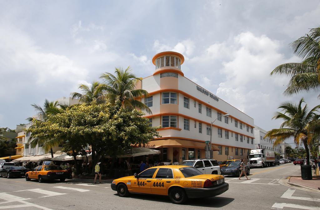 Waldorf Towers South