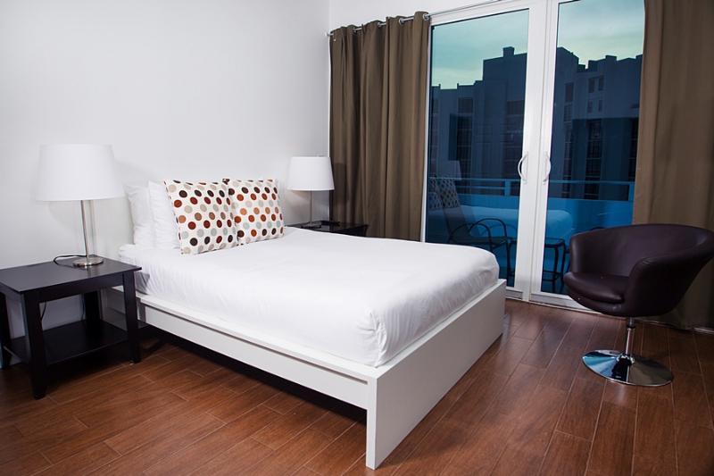 Aparthotel Collins By Design 3*