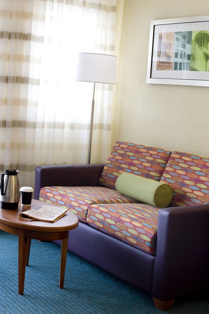 Hotel Courtyard Miami South 3*