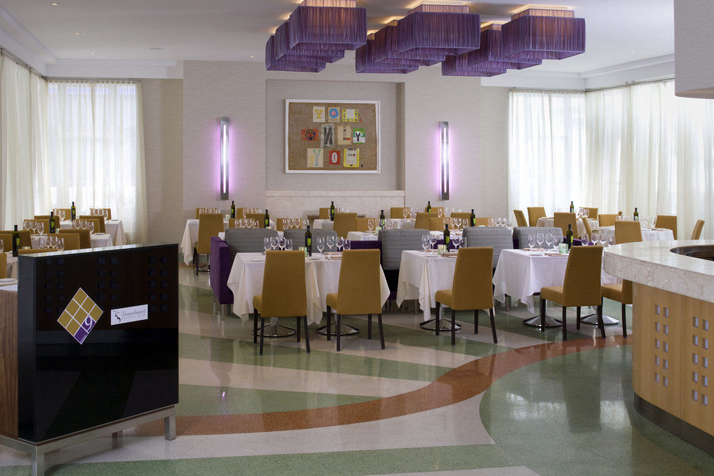 Hotel Breakwater South 4*