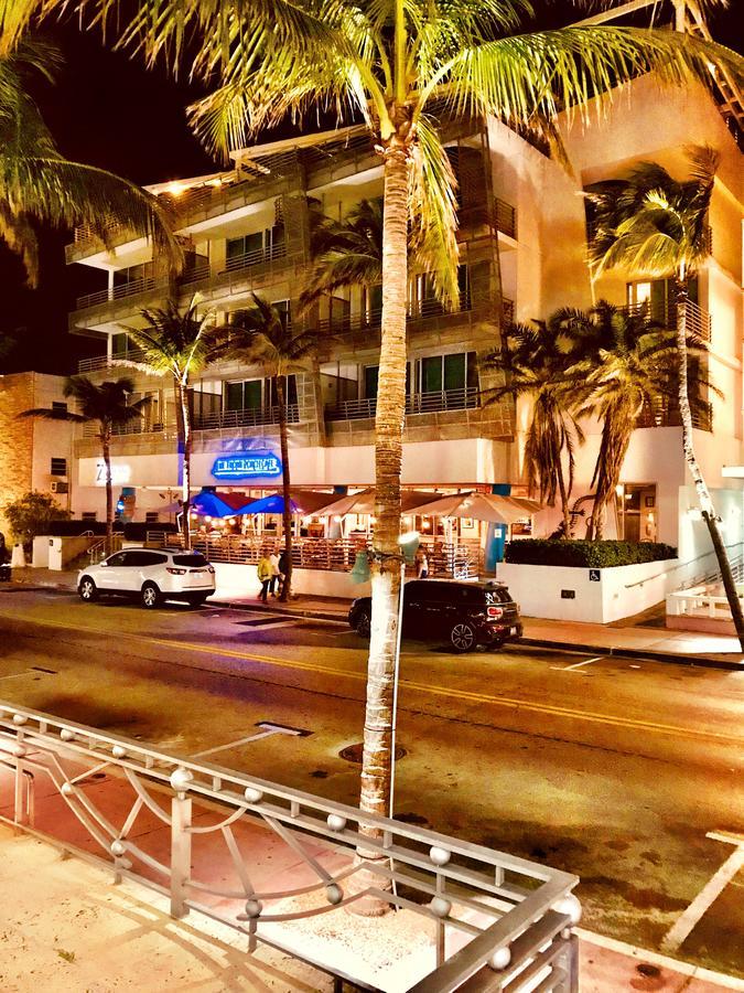 At De Soleil On Ocean Drive Apartment