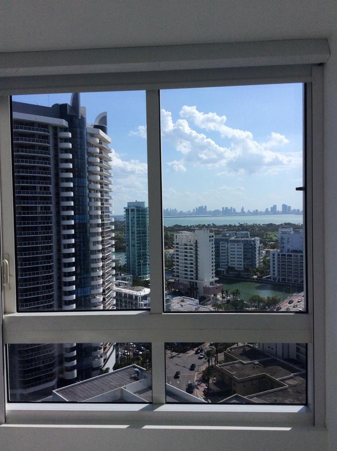 Akoya Miami Beach