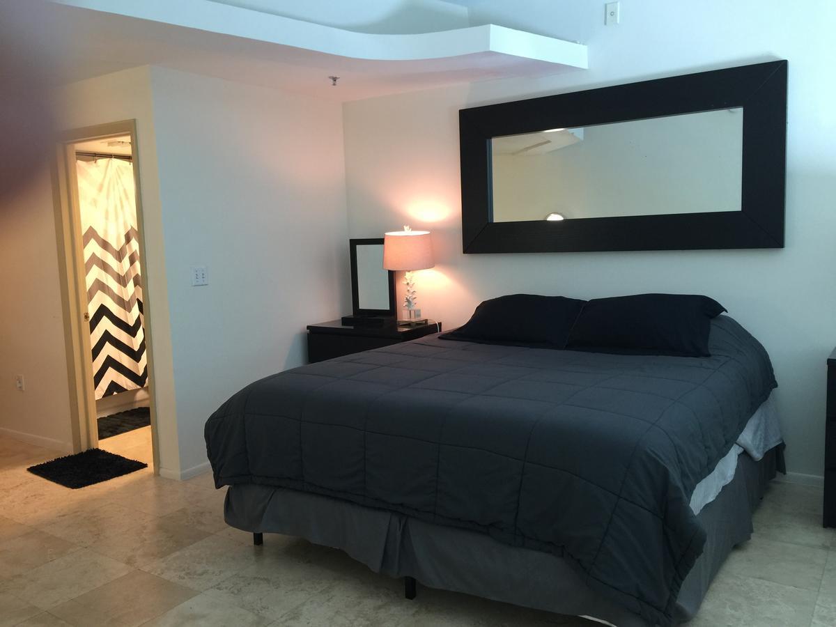 Aparthotel Miami Vice Suites