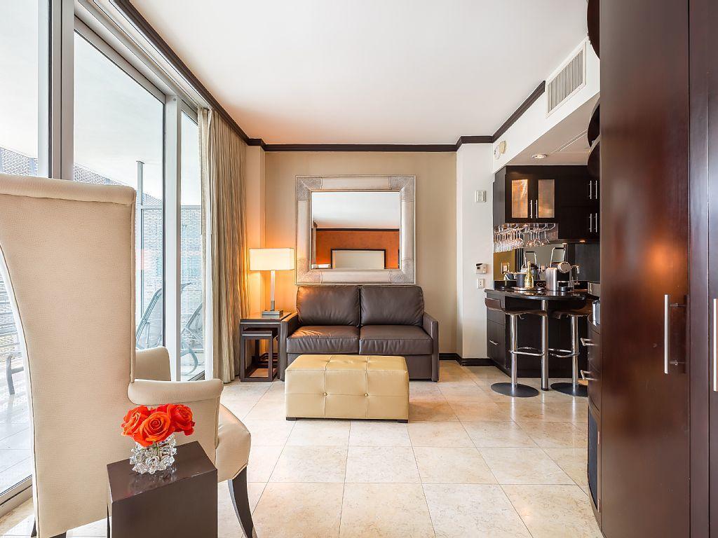 Sobe Ocean Drive Suites