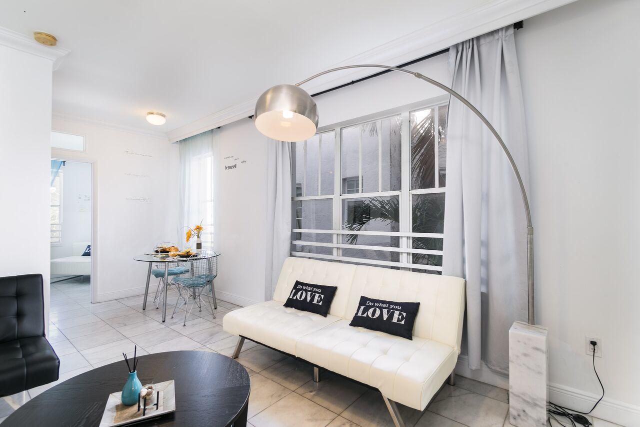 Apartment Holiday On Lincoln Road Miami Beach