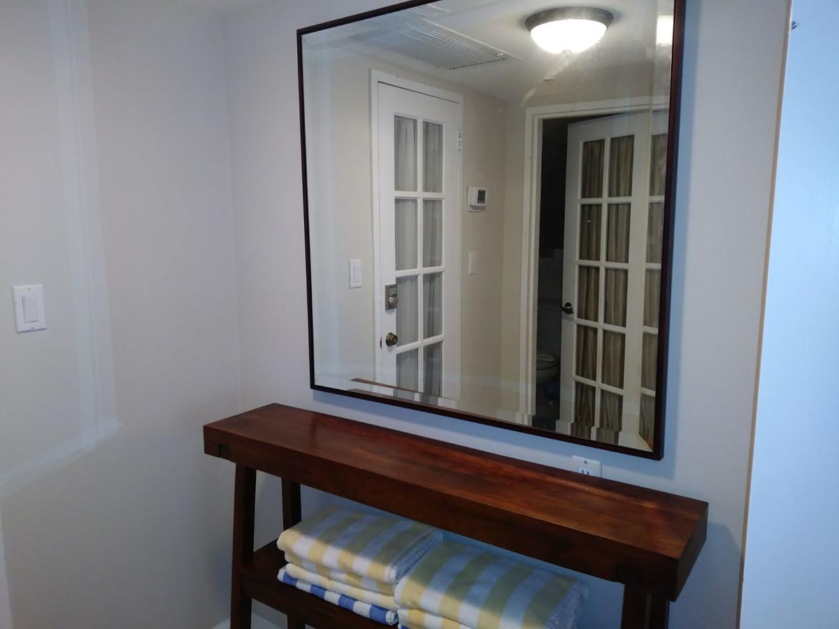 Beachfront Suites Apartment *