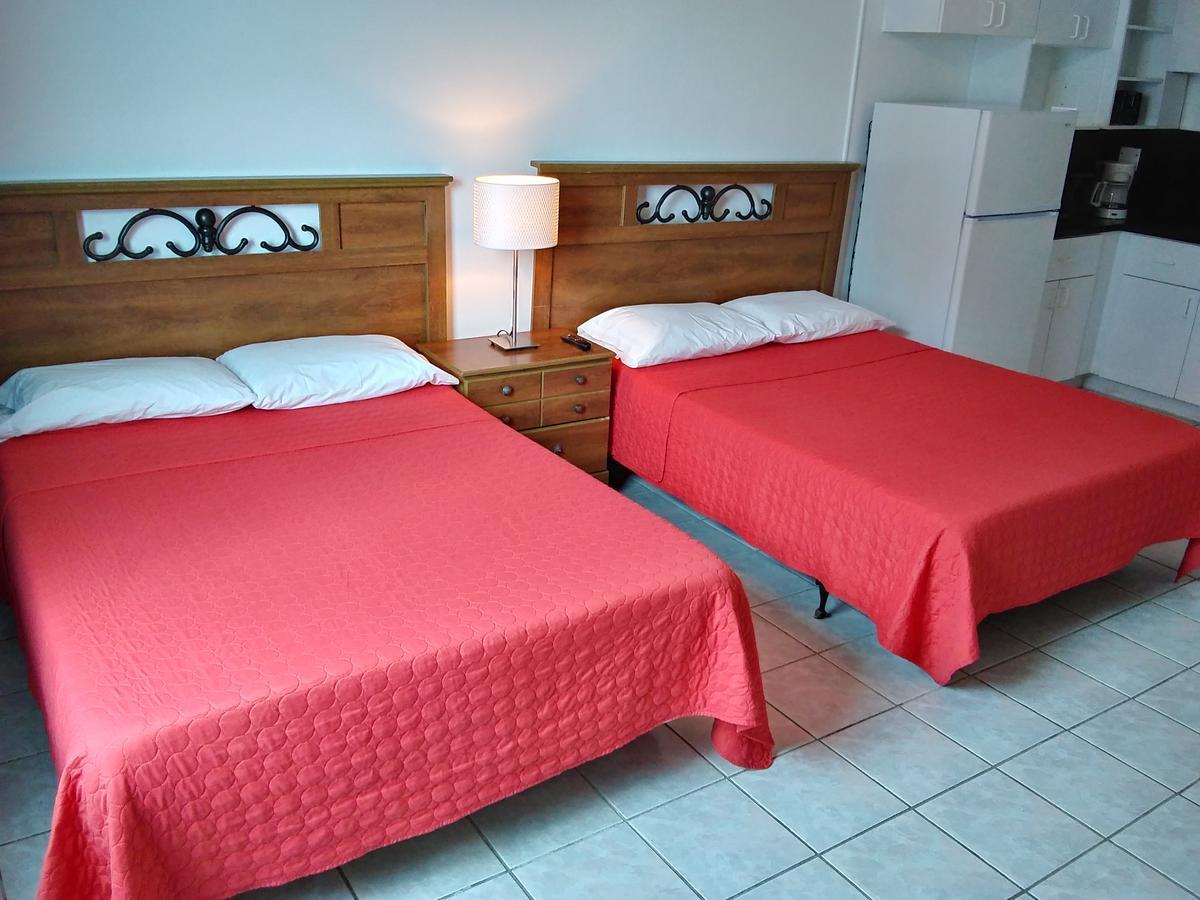 Dw Oceanfront Holiday home