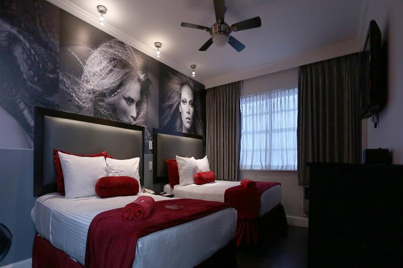 The Cove By Renzzi (adults Only) 3*