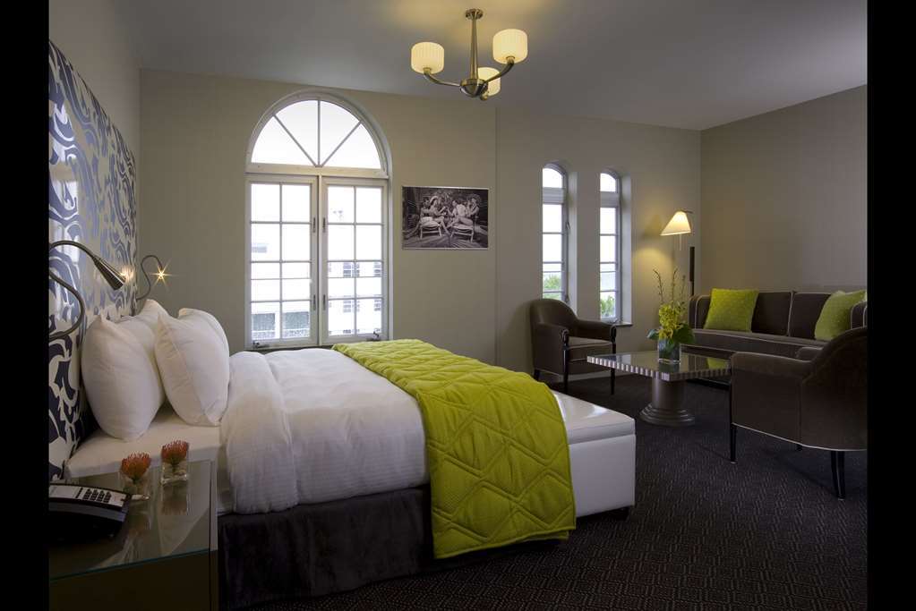 Hotel Breakwater South