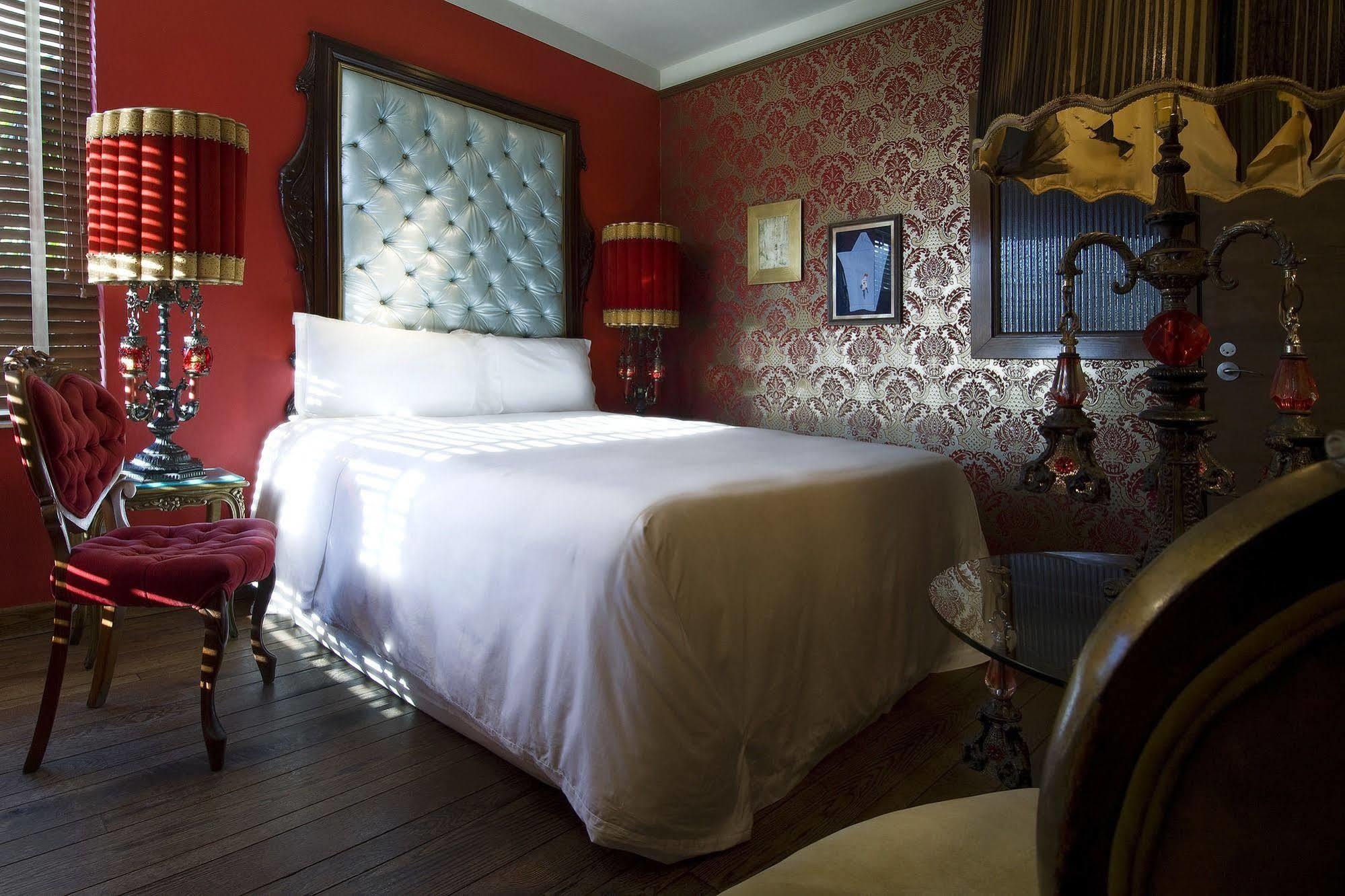 Hotel Pelican 4*