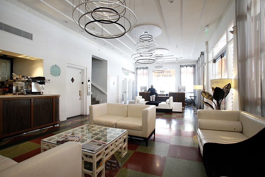 Waldorf Towers South Hotel