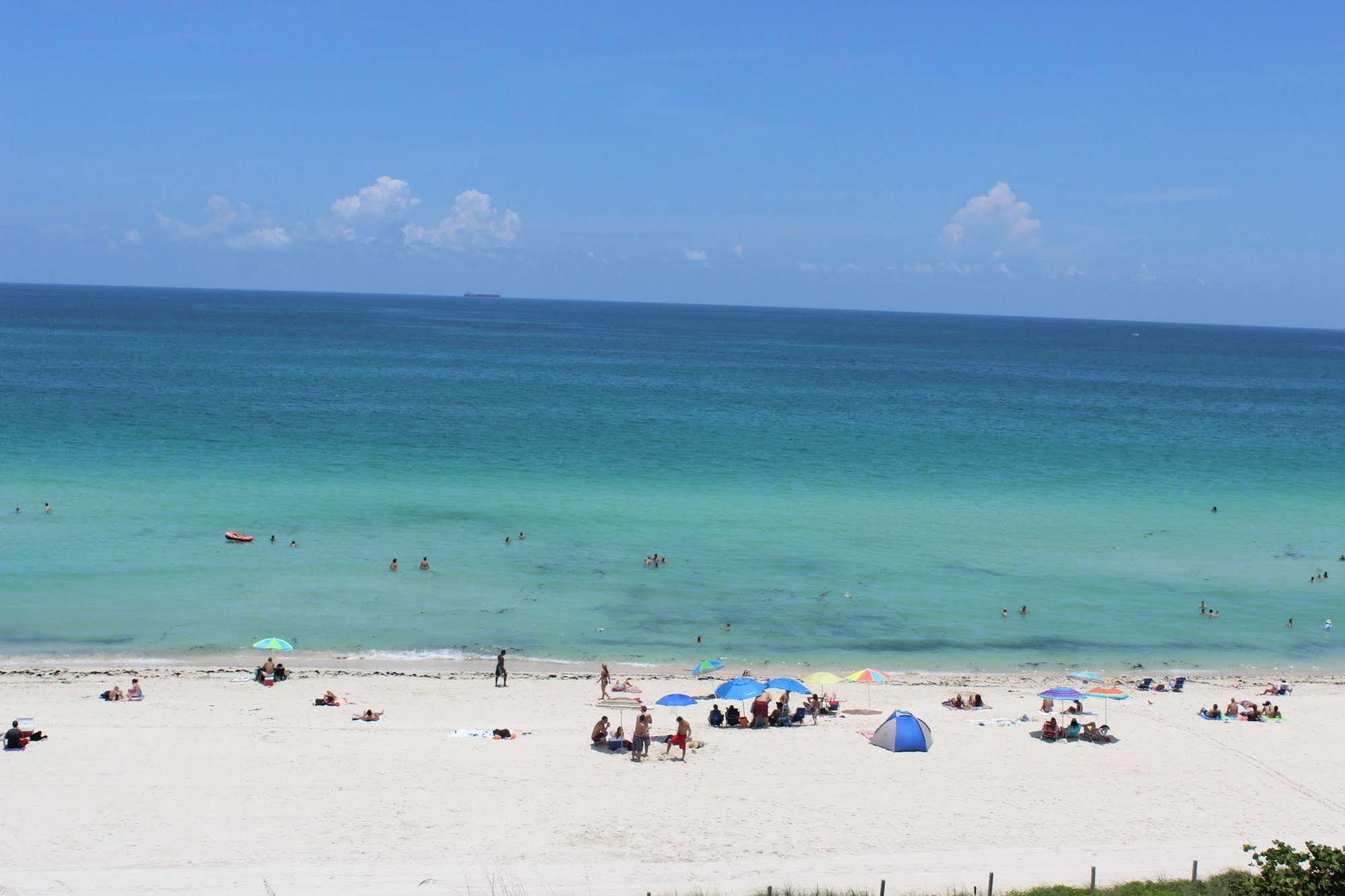 Apartment Dharma Miami At Monte Carlo