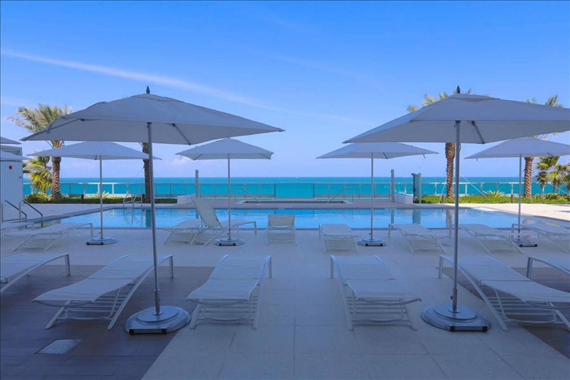 Hotel Pelican Furnished In Monte Carlo Miami Miami Beach