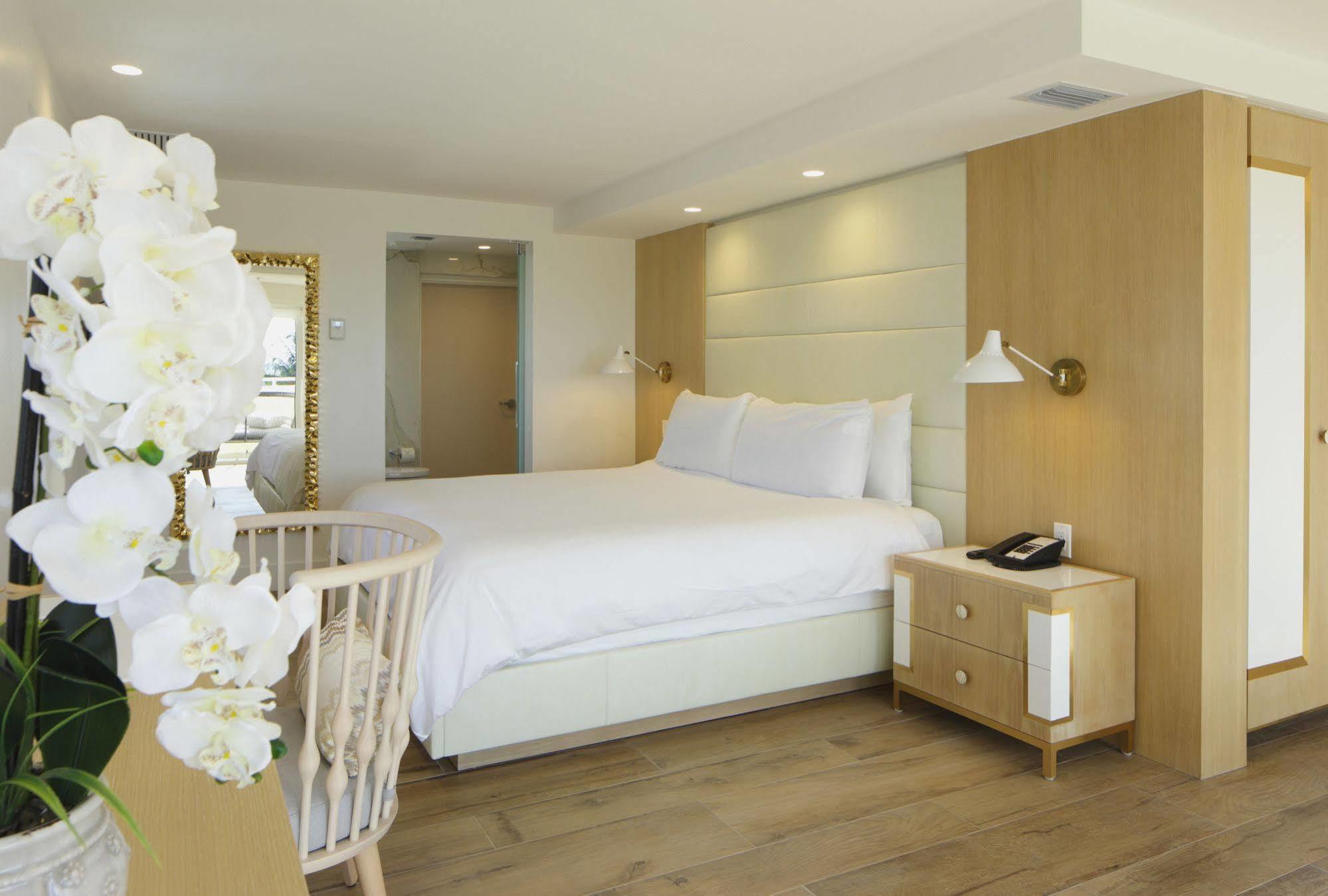 Ocean Hotel Miami Beach