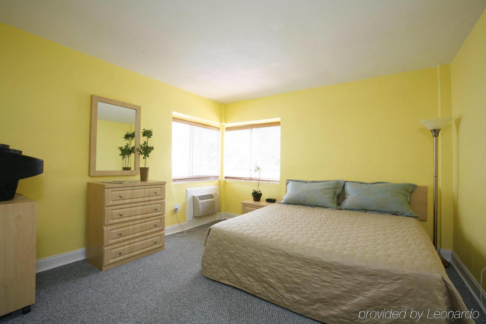 Starlite Hotel