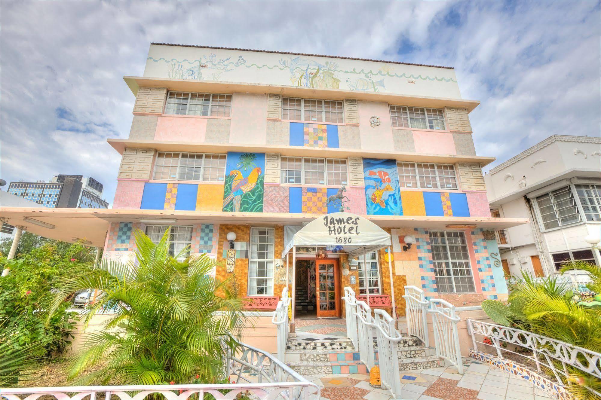James Hotel Hotel 2*
