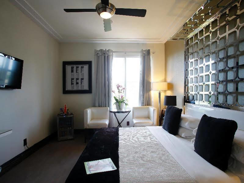 Hotel Waldorf Towers South 3*