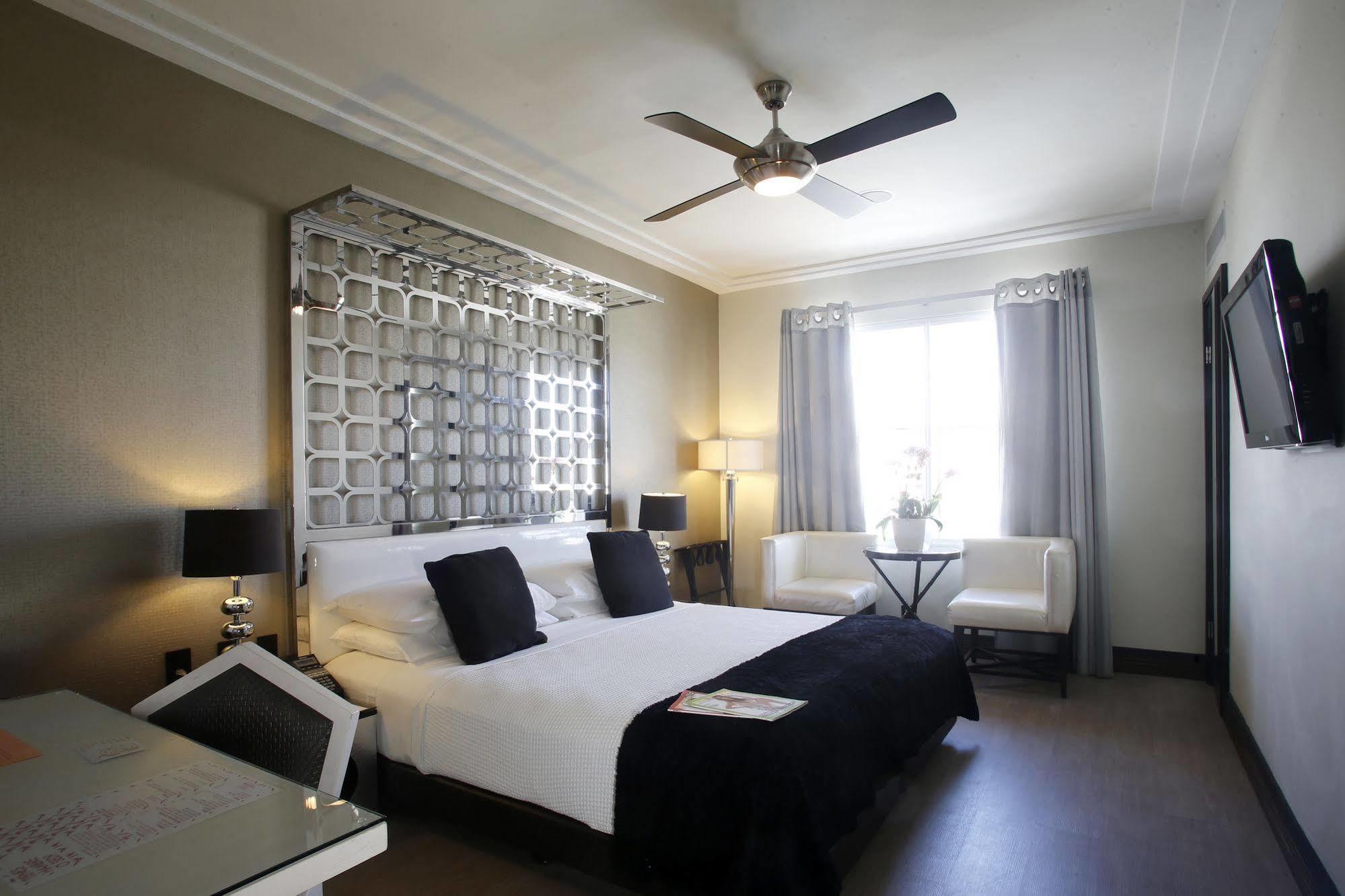 Hotel Waldorf Towers South 3*