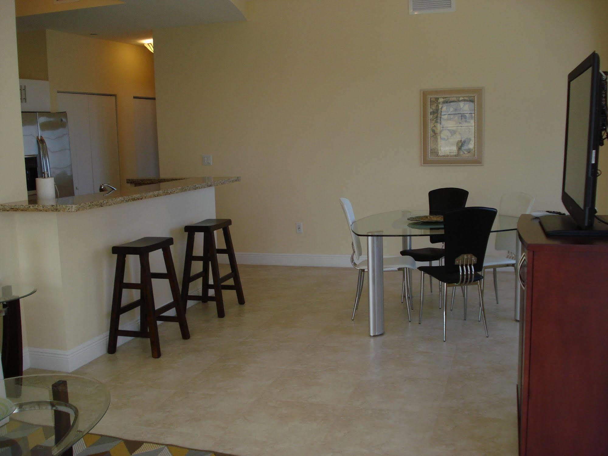 Hotel Westover Arms Miami Beach