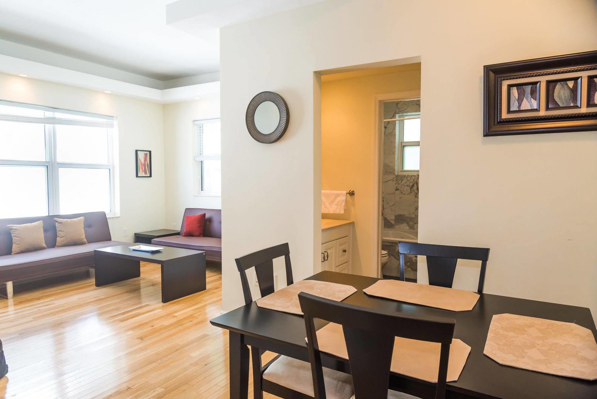 Hotel La Costa Suites By Royal Stays