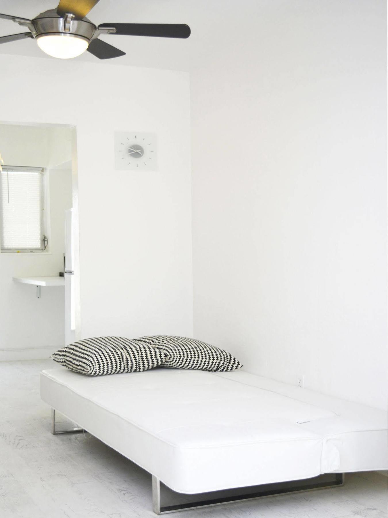 Art Deco Ocean Walk 3*