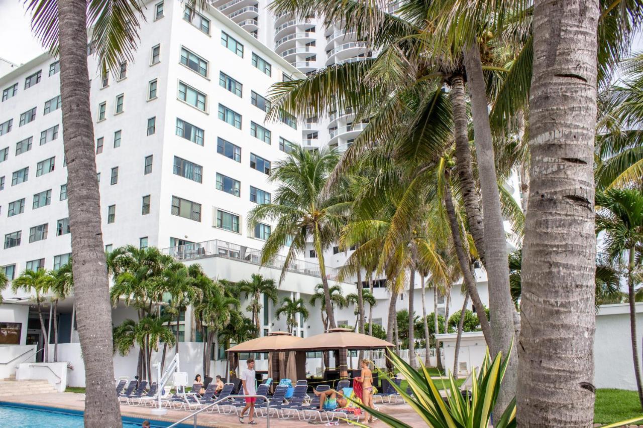 Casablanca On The Ocean East Tower Hotel Miami Beach