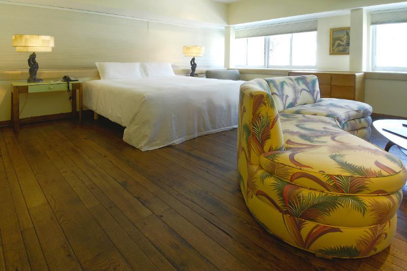 Pelican Hotel Miami Beach