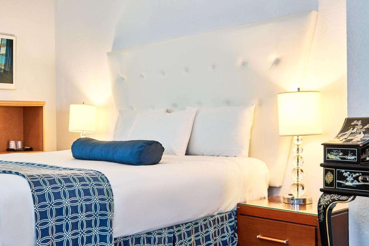 Aparthotel Modern In Miami 3*