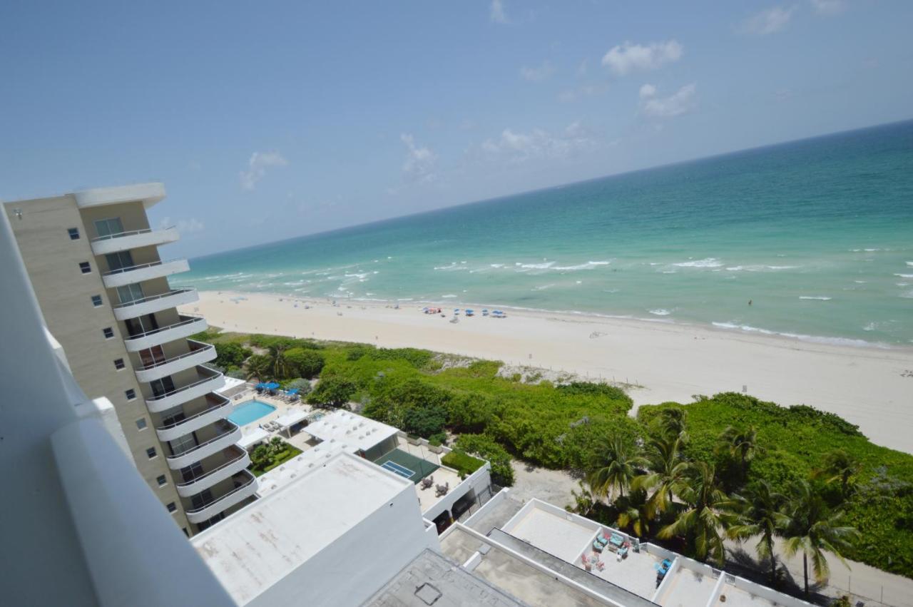 Beach - Free Parking