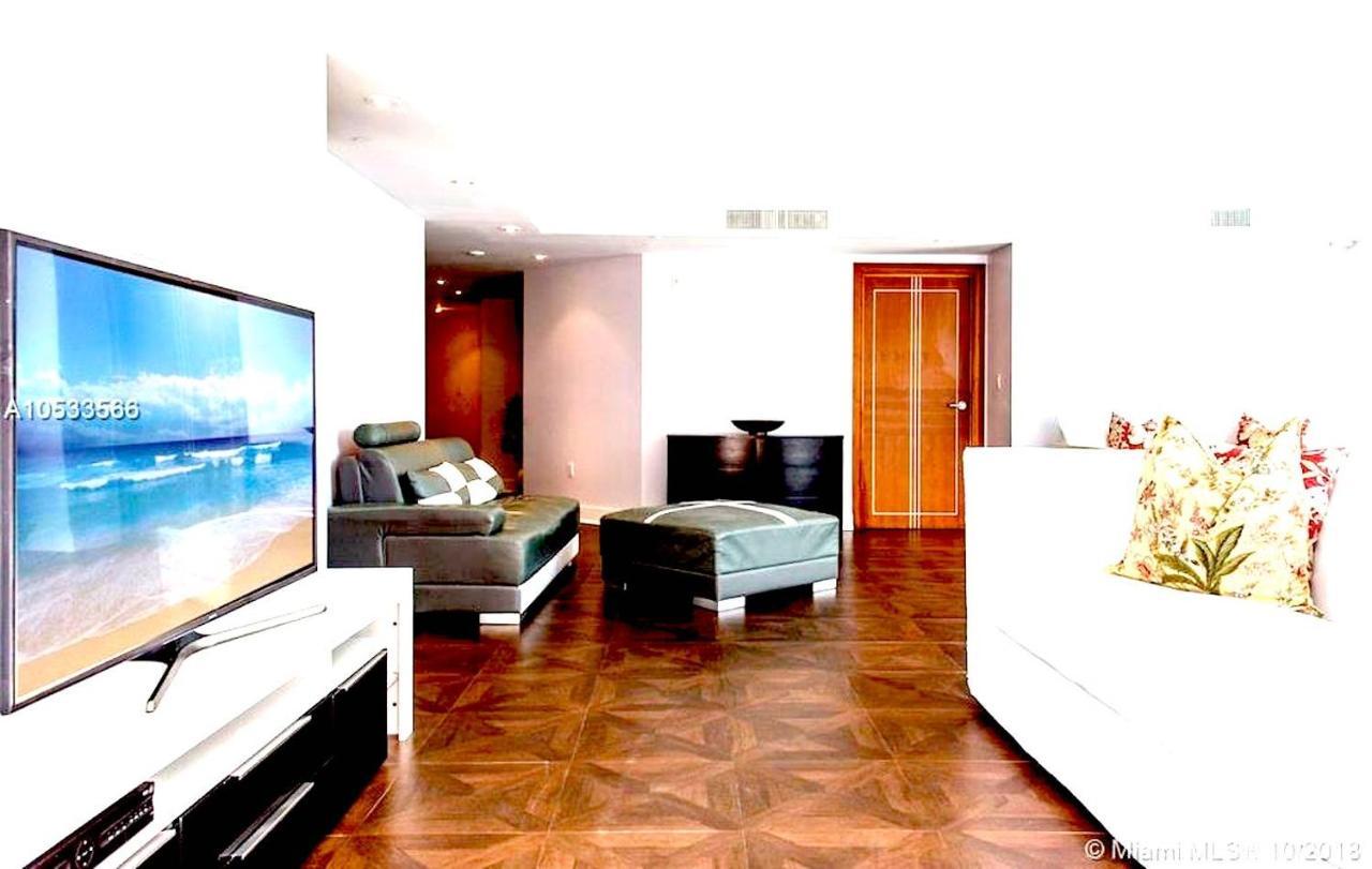 Ocean Five Apartment