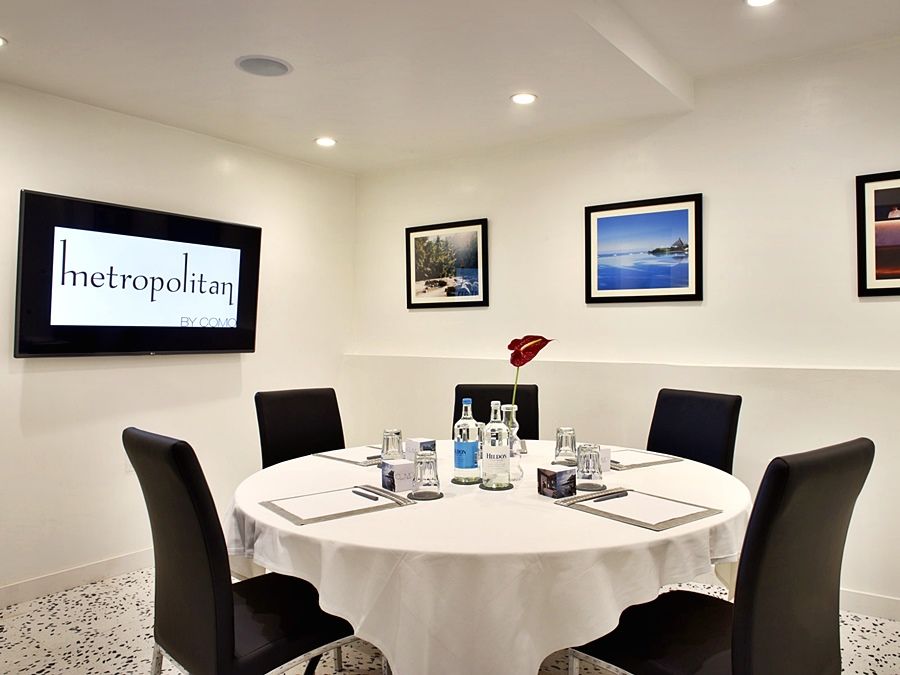 Metropolitan Miami Hotel 5*