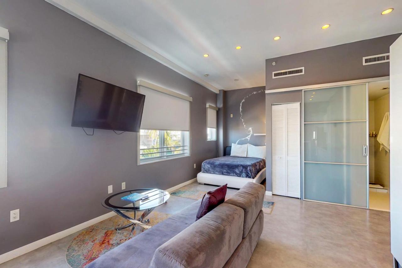 Mai Tai Apartment Miami Beach