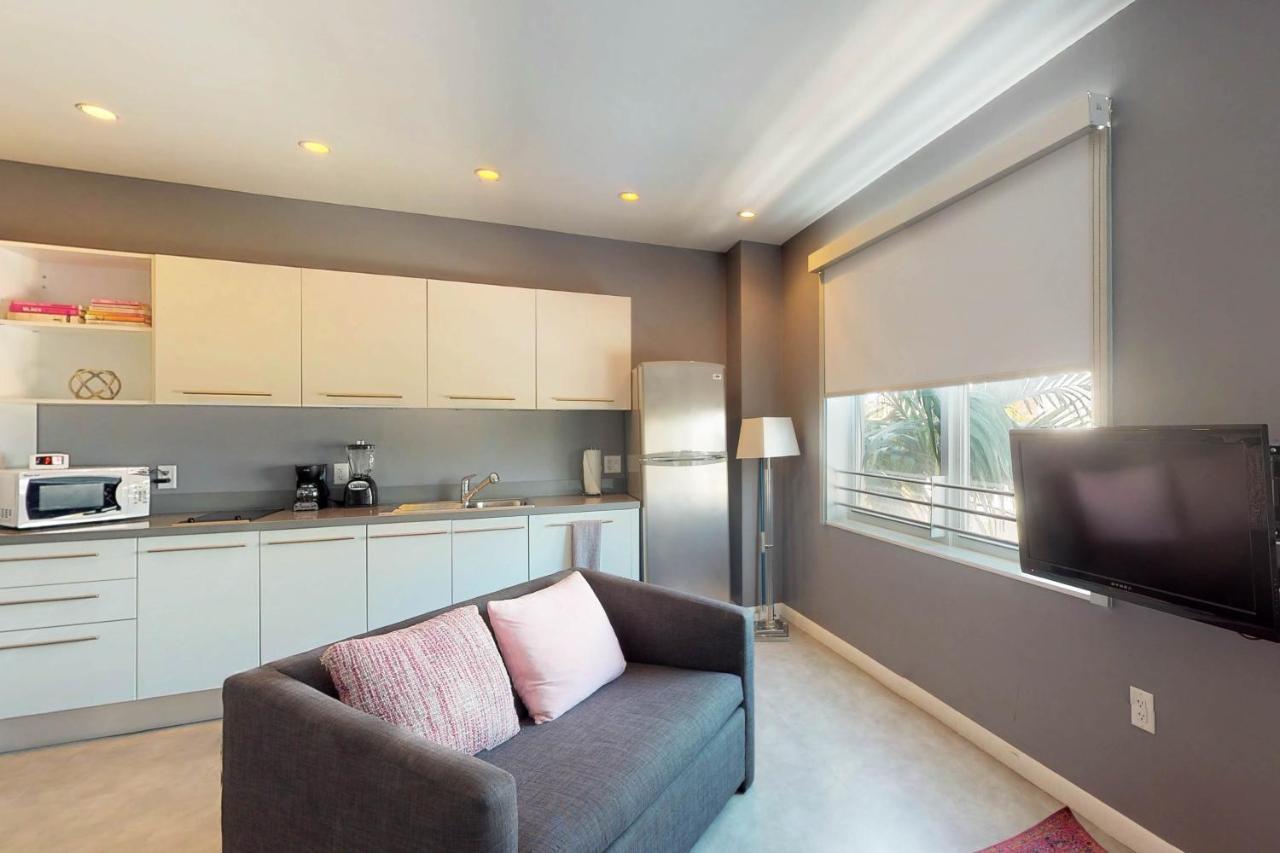 Mimosa Apartment *
