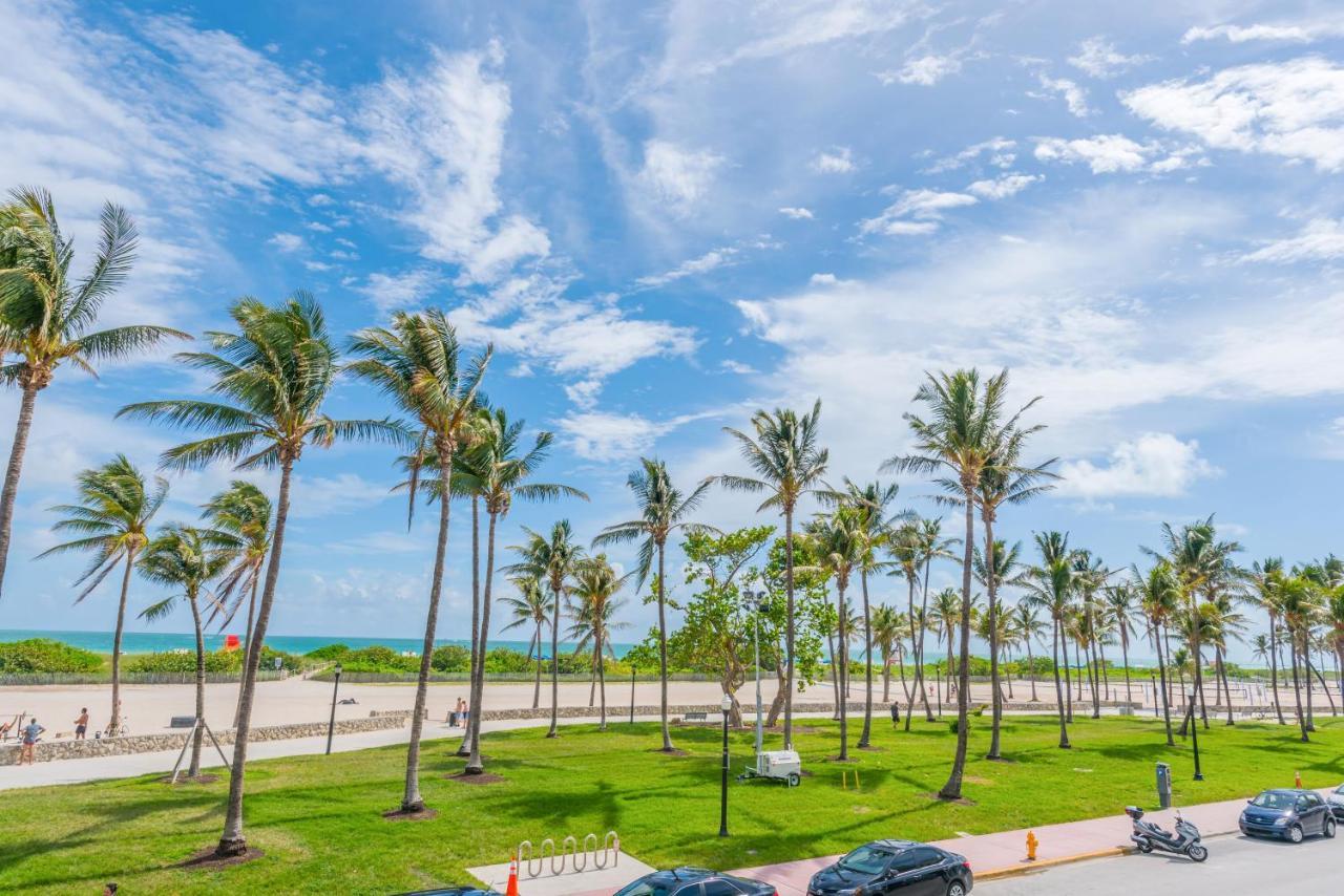 Ocean Drive Apartment *