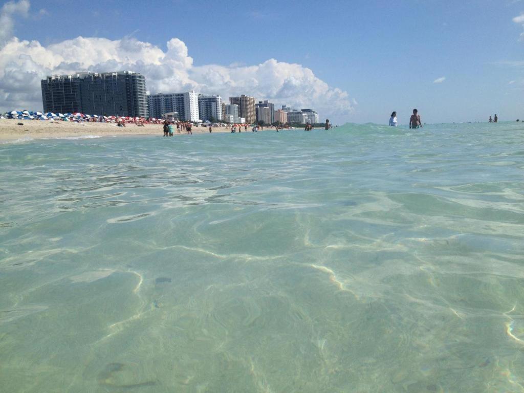 2 Bedroom 2 Bath On 7 Th Collins Ave Apartment Miami Beach