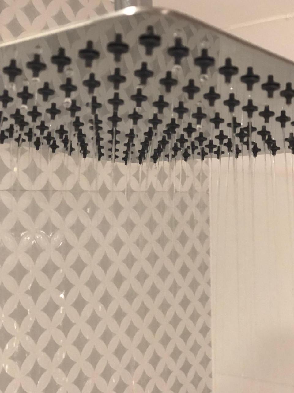 Henrosa Hotel 3*