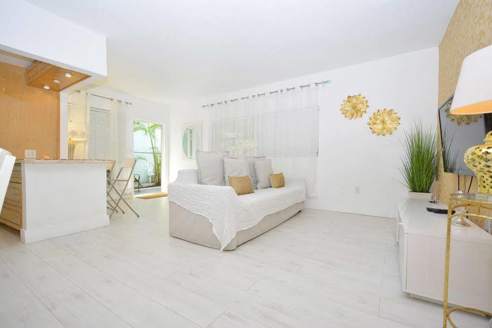 Art Deco Townhouse Miami Beach