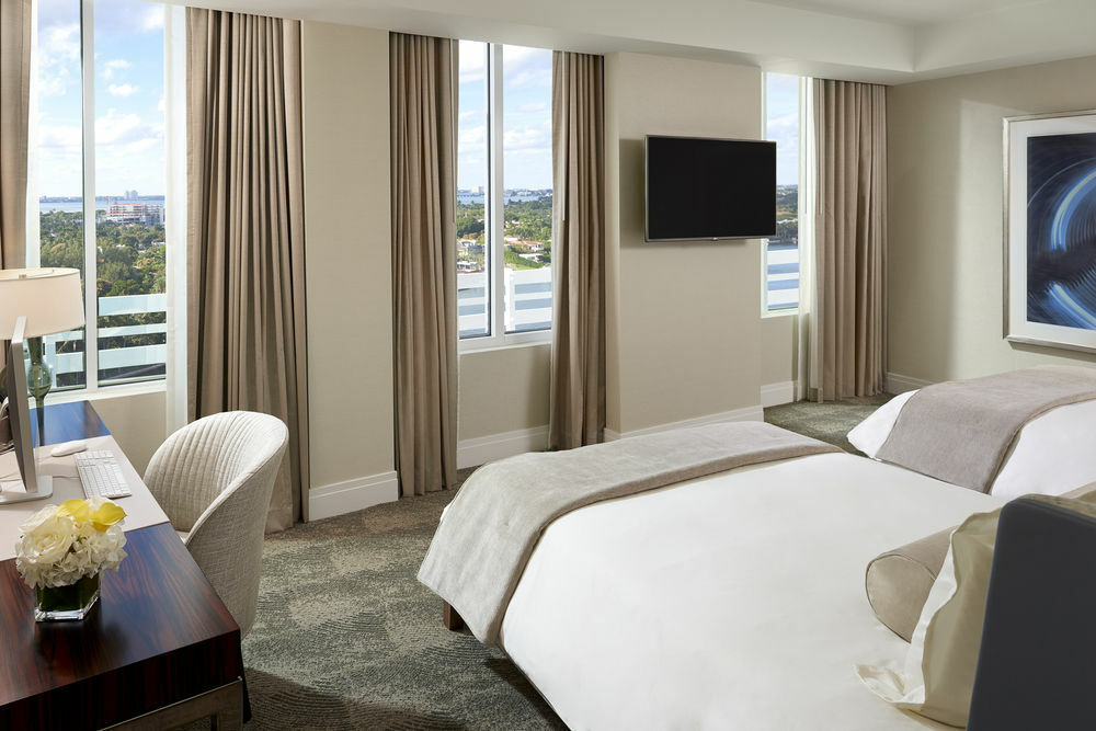 Fontainebleau Miami 5*