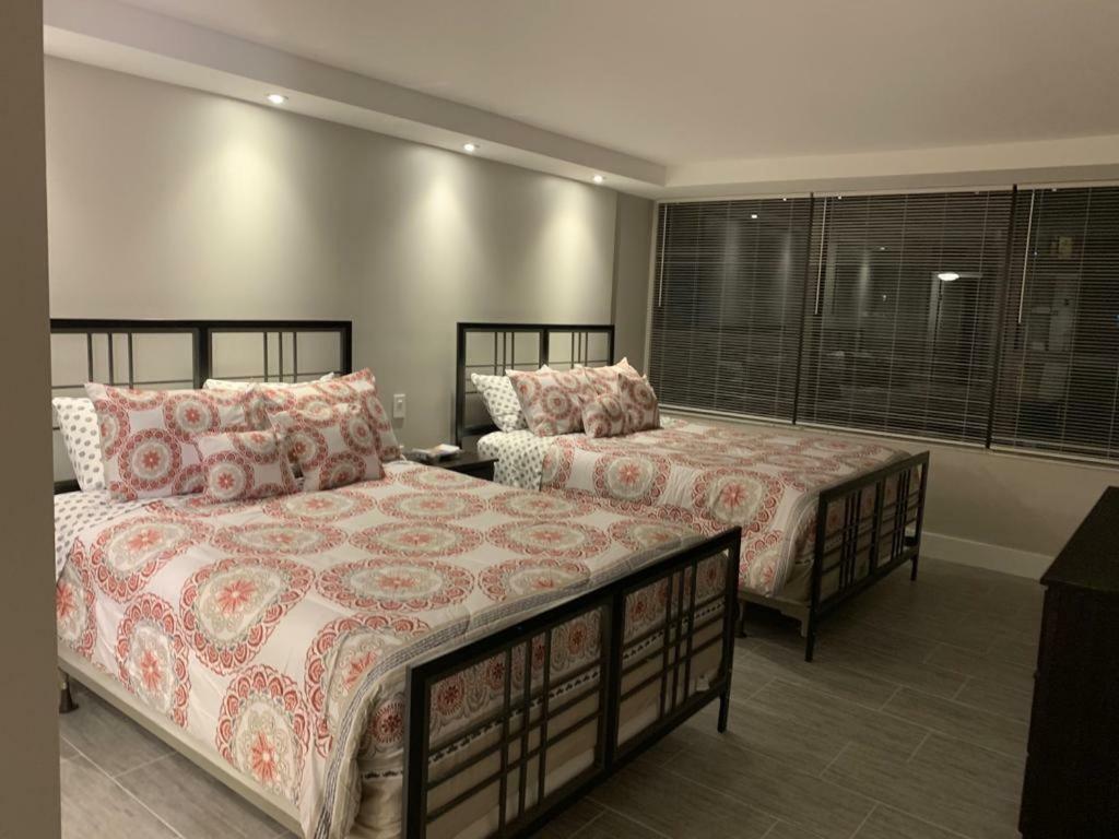 Beachfront Suites * Miami Beach
